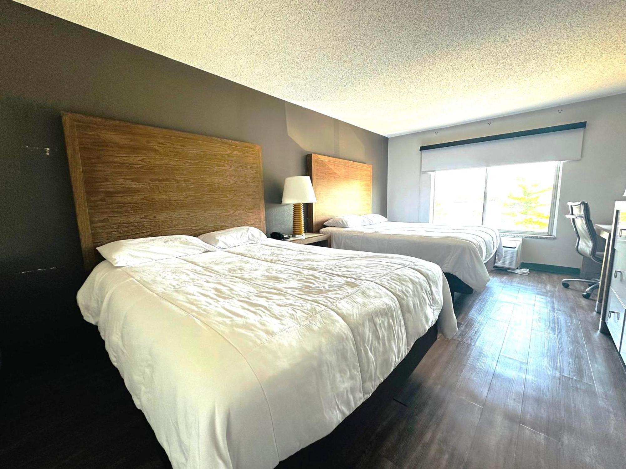 Baymont Inn And Suites By Wyndham Columbus / Near Osu 外观 照片