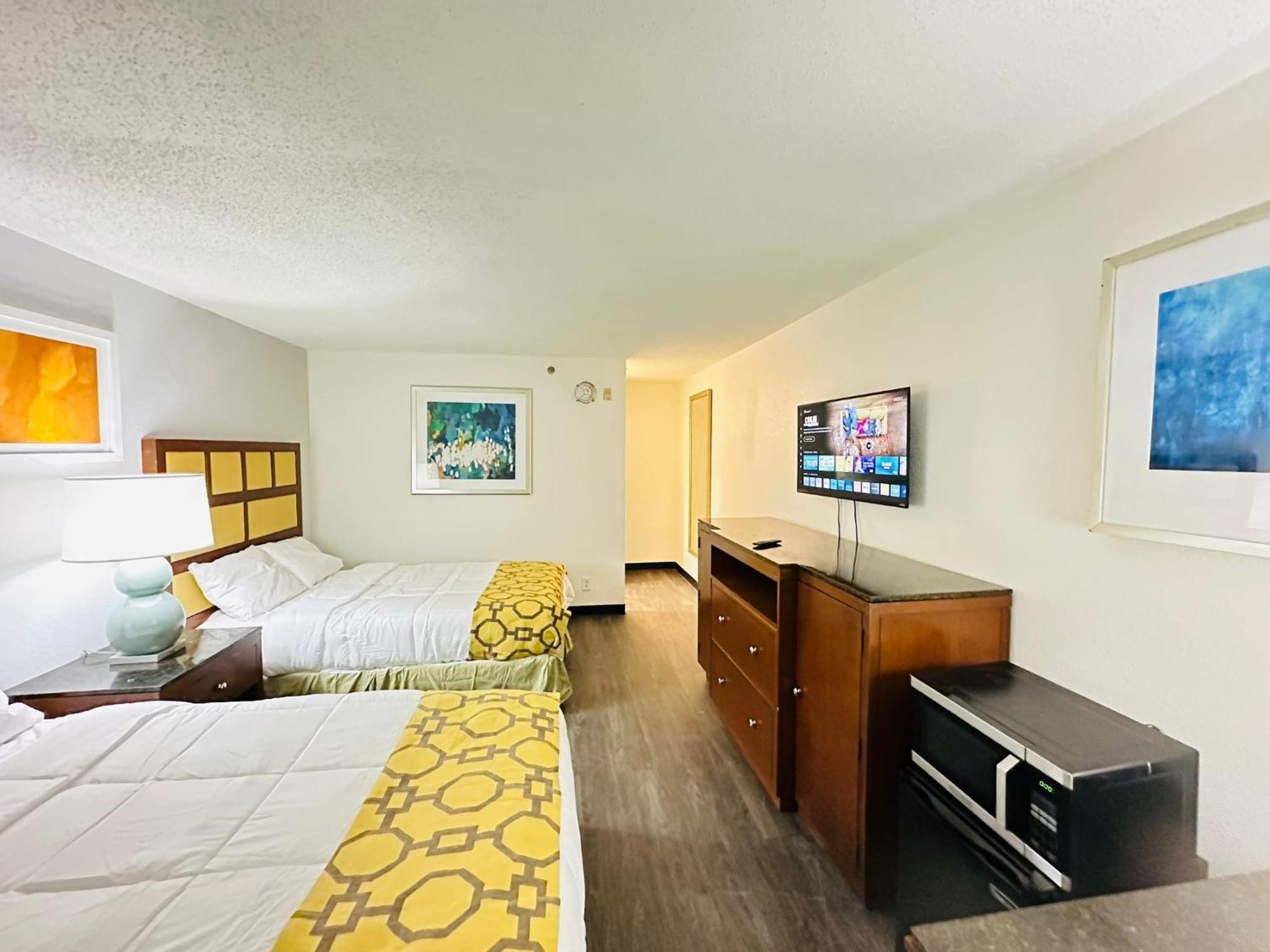 Baymont Inn And Suites By Wyndham Columbus / Near Osu 外观 照片